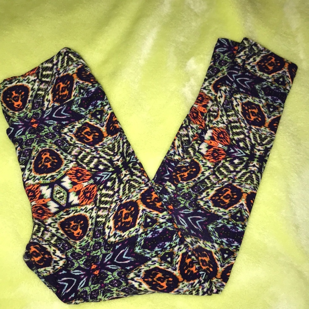 LulaRoe girls leggings size sm